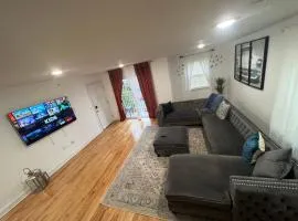 Blissfully Large 3 bedroom 3 king beds newark airport