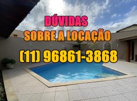 Casa na Praia Grande poucos metros da praia, hotel v destinaci Praia Grande