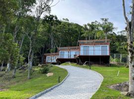 Casas de Vidro - Hospedar com Propósito, hotel i Florianópolis