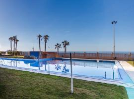 A&N Beachfront Family House with Pool & Solarium, hotel in Algarrobo-Costa