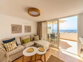 Luxury Colony Club Sea Views