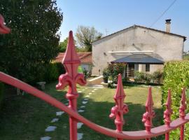 Gite l'Escapade, βίλα σε Saint-Nazaire-sur-Charente