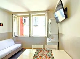STRATEGiCO CENTROSTORiCO-STAZiONE con Terrazza&Balcone