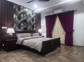 Red Velvet Retreat