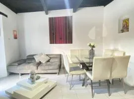 Casa Charlotte Antigua