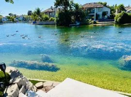 Experience Serenity Luxe 4BDR Lake House 25ft Pool