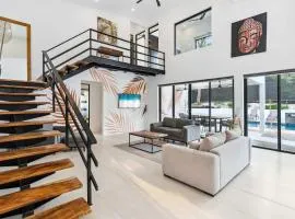 Modern 4BR Villa with Pool