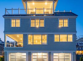 Luxurious Newport Home，位于纽波特的酒店