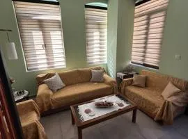 Cleos House