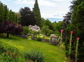 Beauregard Jura - Countryside Estate Stays Near Geneva