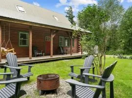 Charming Vermont Log Cabin
