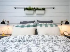 Private Escape! Tiny Home Style
