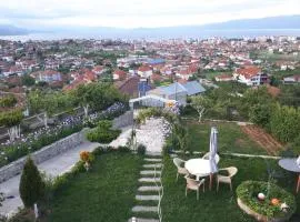 Vila Topalli