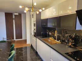 Appartement Basilique 4 chambres tout confort Saint Denis, place to stay in Saint-Denis