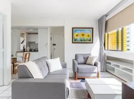 Apartamento com vista incrível e piscina - GS501