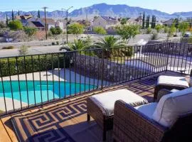 El Paso Retreat with Pool 11 Mi to Downtown!