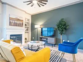 Boulevard Stays Peaceful 1BR King Suite Pool Parking Gym 02