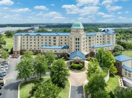 Renaissance Shoals Resort & Spa, hotel in Florence