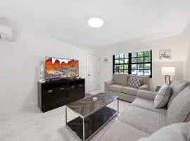 East Beach Apart By Pmi Unit 2