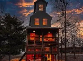 Cabin in the Sky with an outdoor kitchen