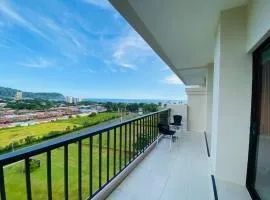 Stunning 9th Flr Pacific Ocean And Mtn View