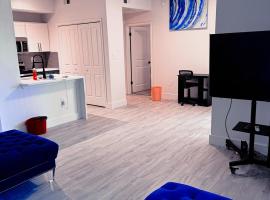 No Judgement Zone Relaxing Arlington Entertainment District, hotel i Arlington