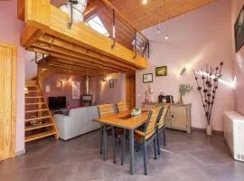 La Roche Cozy Forest Escape