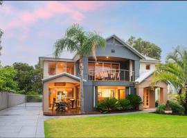 Ocean Retreat-200m to Beach, Hotel in Dunsborough