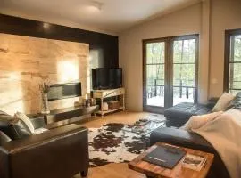 Gleneagles Golf Course Retreat With Hot Tub