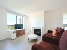 Beautiful Private Condo Unit, 1 parking space