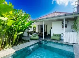 The White House Villa Taeyvela Seminyak