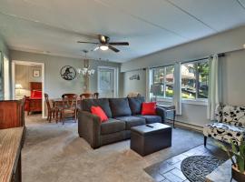 The Snowshed Steps at Mt Green - Walk-to-Lifts Ski Condo with Pools, AC, Fireplace & Shuttle!, Villa in Killington