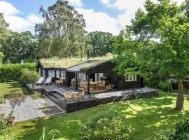 Lovely Home In Hornbæk With Wifi