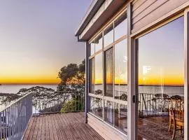 Sea Point at Hyams Beach