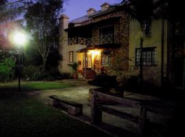 Autumn Breeze Manor Guest House, hotell i Graskop