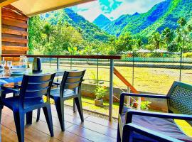 Teahupo'o Lodge Tahiti - Studio Tropical - climatisé - entre randonnées et activités nautiques, hotel in Teahupoo