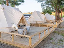 Topcamp Onsakervika - Tyrifjorden, glamping em Svensrud