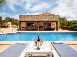 Ca Na Beu، فندق في سانتانيي