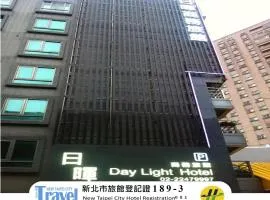 Daylight Hotel