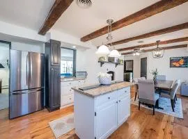 Airy & Spacious Modern Farmhouse