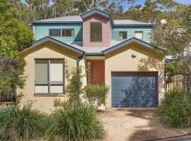 Sand Water at Hyams Beach