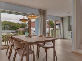 Northern Lights Apartments Troms&oslash;, casa de campo em Troms&oslash;