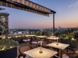 Lunet Old City Hotel