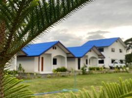 Route652 Resort Singburi, hotel com estacionamento em In Buri