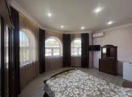 Уютная комната посуточно в центре Еревана