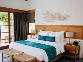 Deep Roots Dive & Yoga Resort