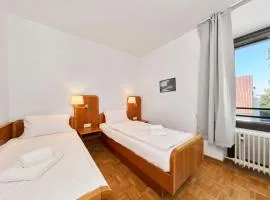 Monteurzimmer für bis zu 26 Personen in Straubing low budget mit Gemeinschaftsküche NEU