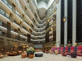 Sheraton Grand Tbilisi Metechi Palace