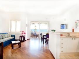 Casa Galli on the Seafront, hotel a Gallipoli