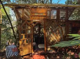 Casa Bambu Floresta Amada